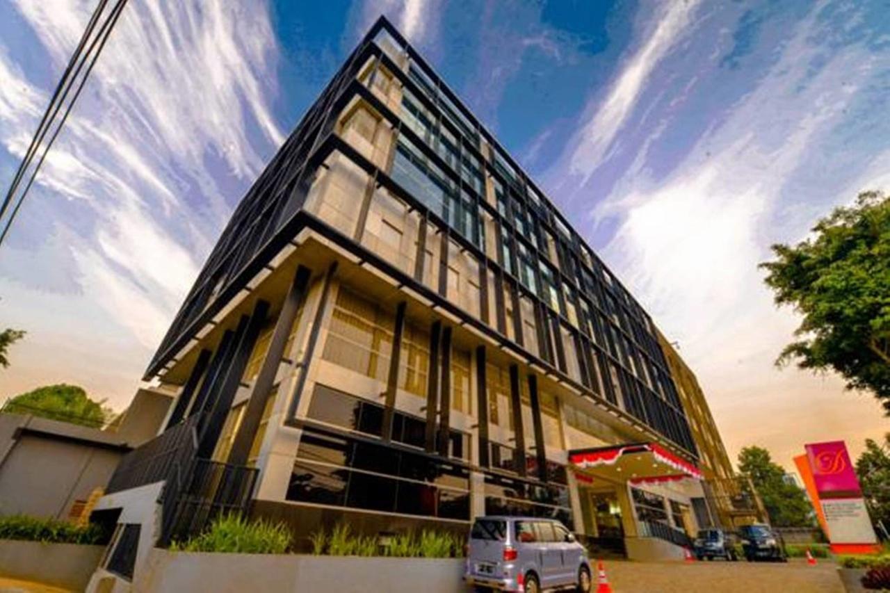 D'Hotel Jakarta Exterior foto